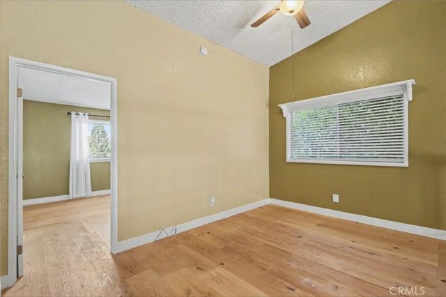 21019 Gresham St. 22, Canoga Park, CA 91304
