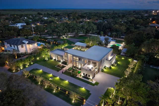 5900 SW 129th Terrace, Pinecrest, FL 33156