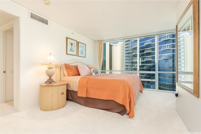 88 Piikoi Street 3109, Honolulu, HI 96814