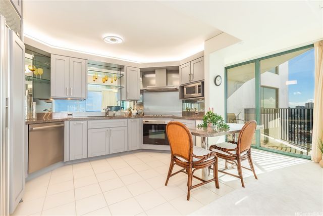 88 Piikoi Street 3109, Honolulu, HI 96814
