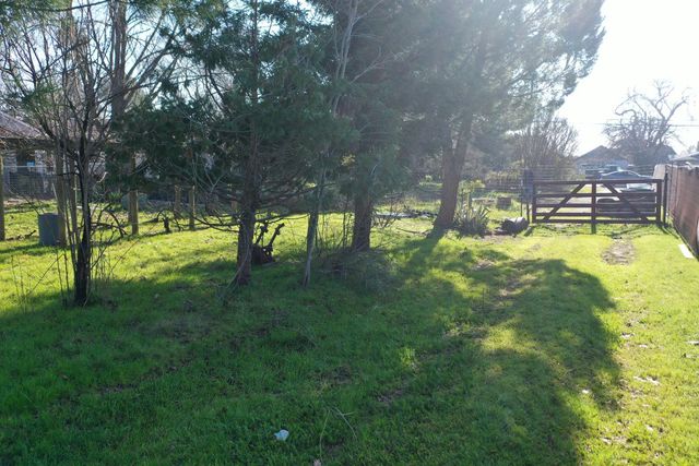 3309 I St, North Highlands, CA 95660