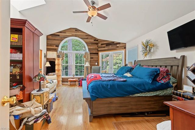 110 Bailey DR, Yorktown, VA 23692