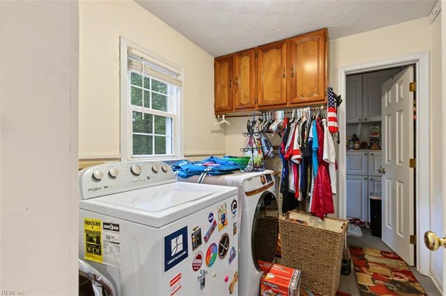 110 Bailey DR, Yorktown, VA 23692