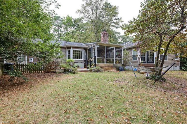 110 Bailey DR, Yorktown, VA 23692