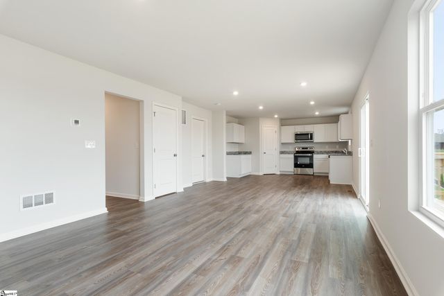 475 Sundown Drive, Spartanburg, SC 29302