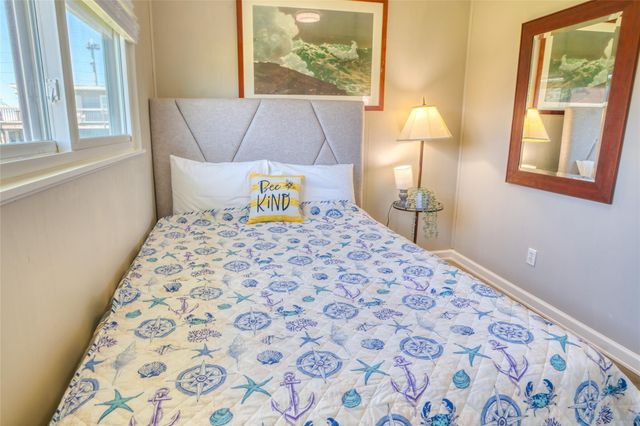 16713 Jamaica Beach Road, Jamaica Beach, TX 77554