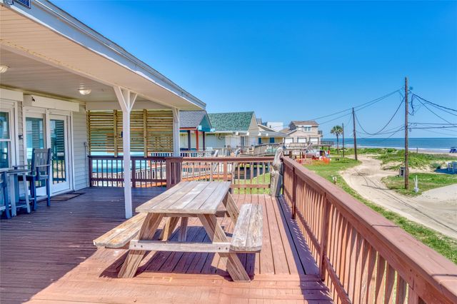 16713 Jamaica Beach Road, Jamaica Beach, TX 77554