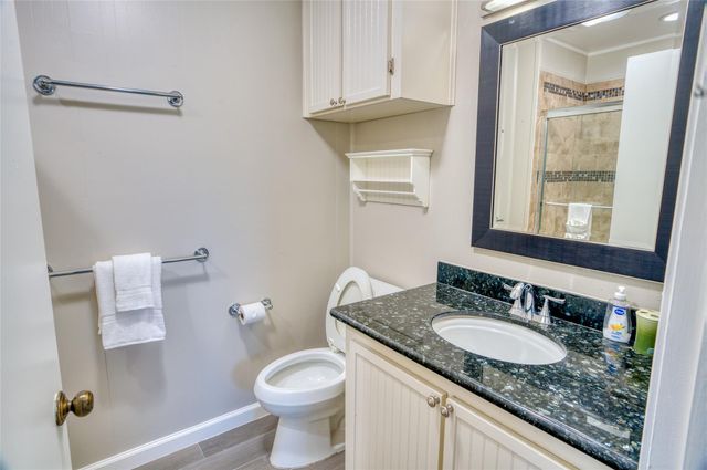 16713 Jamaica Beach Road, Jamaica Beach, TX 77554