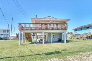 16713 Jamaica Beach Road, Jamaica Beach, TX 77554