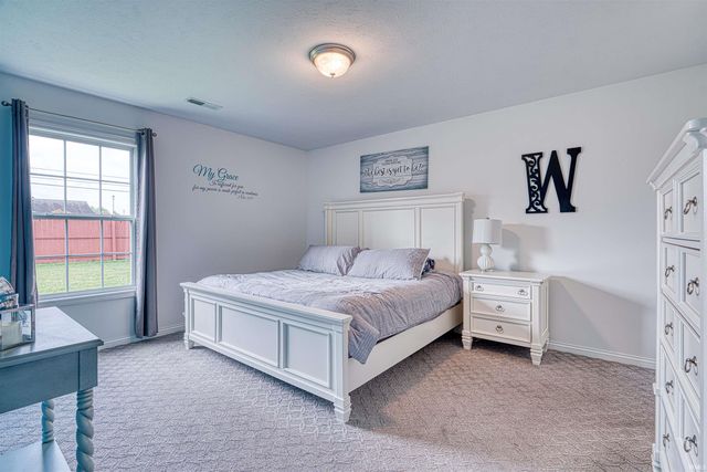 817 Candlestick Court, Evansville, IN 47725