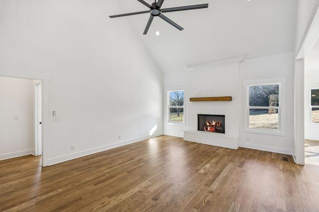 13841 Cainsville Rd, Lebanon, TN 37090