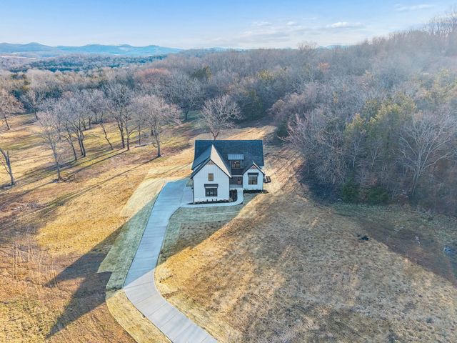 13841 Cainsville Rd, Lebanon, TN 37090