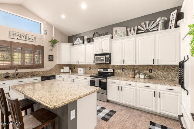 12346 W MEADOWBROOK Avenue, Avondale, AZ 85392