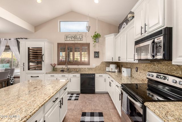 12346 W MEADOWBROOK Avenue, Avondale, AZ 85392