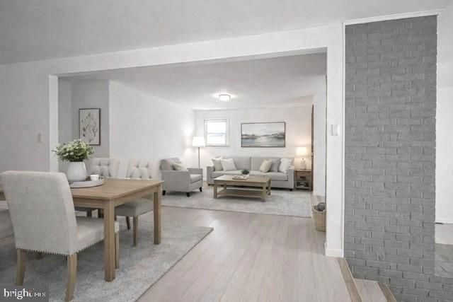 17 MAPLEWOOD AVE, Carneys Point, NJ 08069