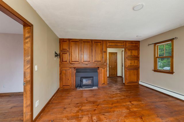 371 Baker Road, Henniker, NH 03242