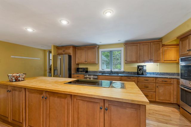 371 Baker Road, Henniker, NH 03242