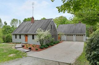 371 Baker Road, Henniker, NH 03242