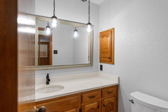 8135 Ridge North Dr, San Antonio, TX 78266
