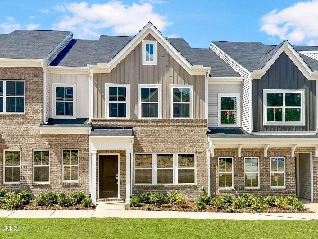 140 Blue Melody Avenue 272, Garner, NC 27529