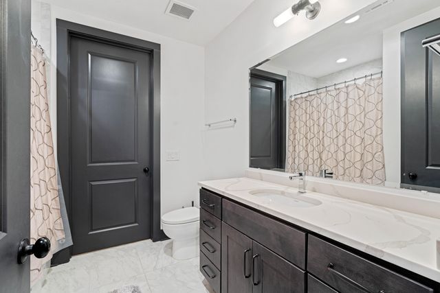 5 Gadsdenboro Street Apt 509, Charleston, SC 29401