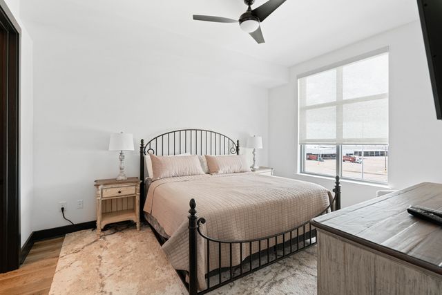 5 Gadsdenboro Street Apt 509, Charleston, SC 29401