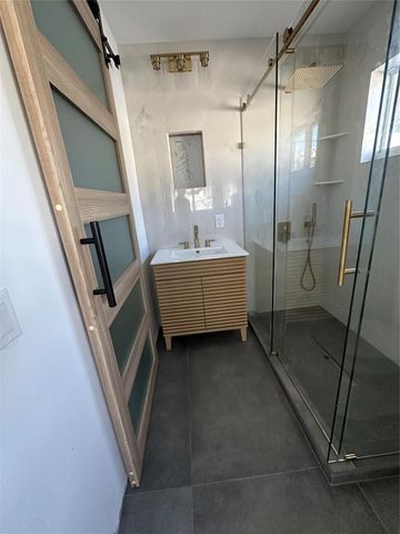 4801 NE 2nd, Fort Lauderdale, FL 33334