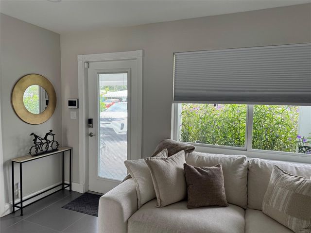 4801 NE 2nd, Fort Lauderdale, FL 33334