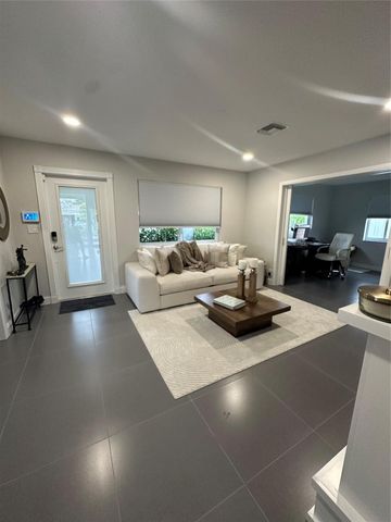 4801 NE 2nd, Fort Lauderdale, FL 33334