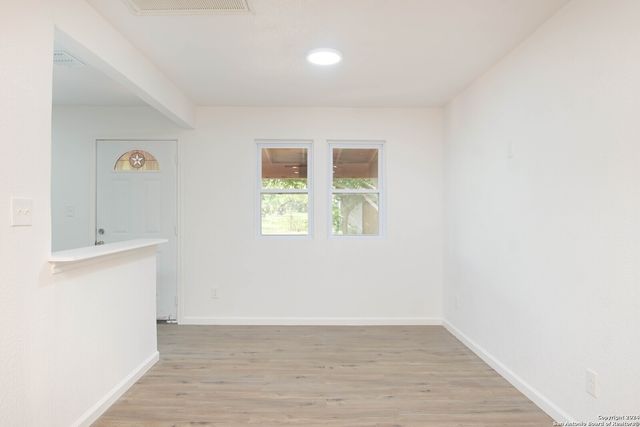 727 John Adams Dr, San Antonio, TX 78228