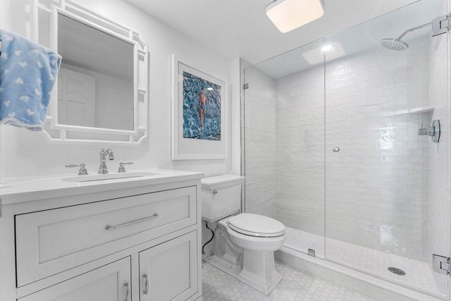 170 Chilean Avenue 2A, Palm Beach, FL 33480
