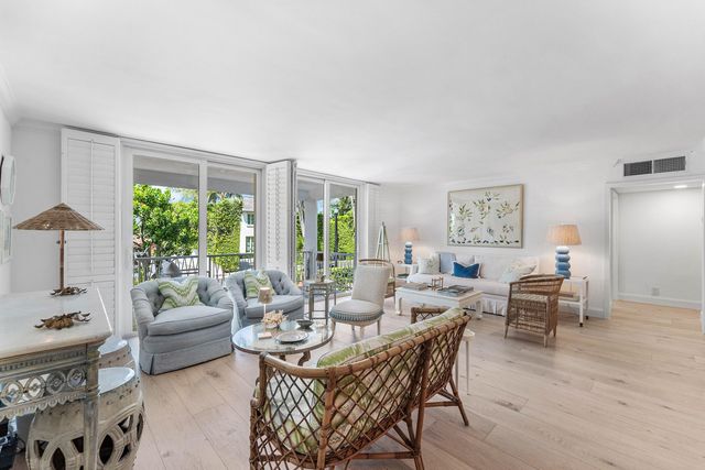 170 Chilean Avenue 2A, Palm Beach, FL 33480