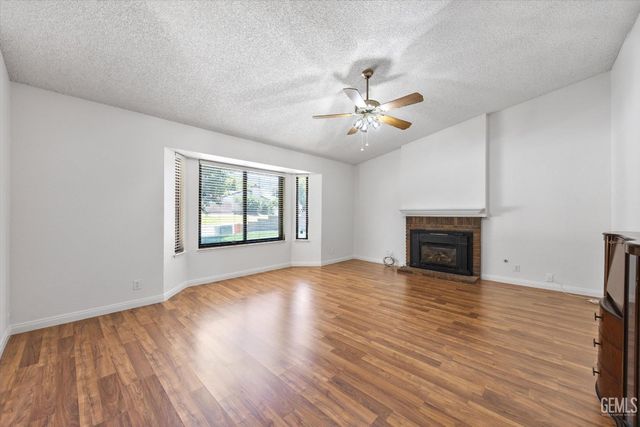 117 Sunrise Way, Tehachapi, CA 93561