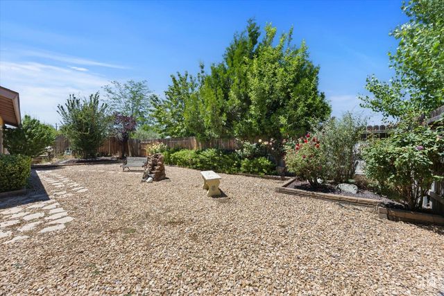 117 Sunrise Way, Tehachapi, CA 93561