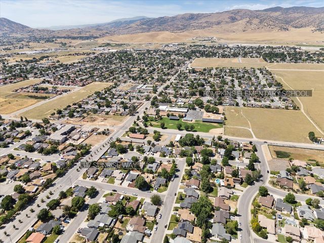 117 Sunrise Way, Tehachapi, CA 93561