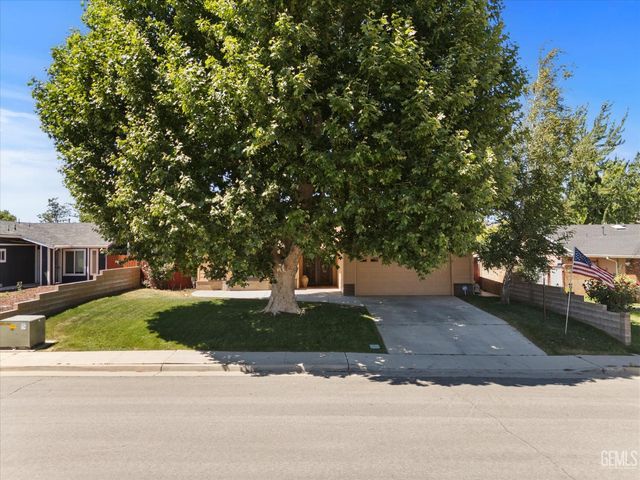 117 Sunrise Way, Tehachapi, CA 93561