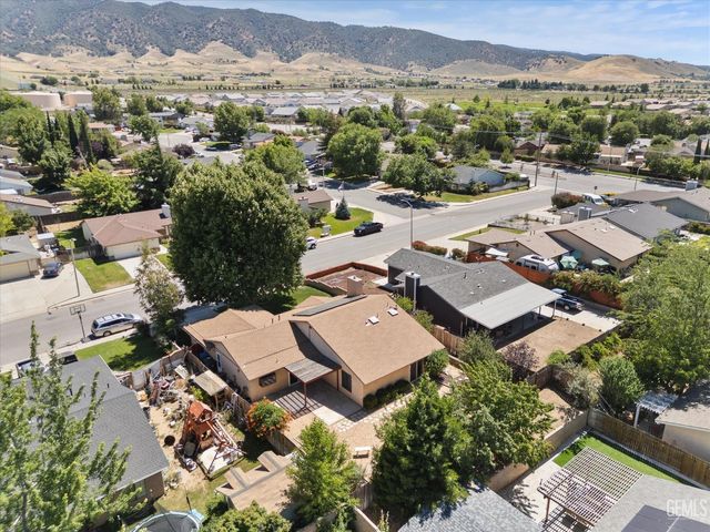 117 Sunrise Way, Tehachapi, CA 93561