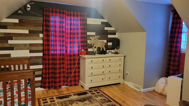 10855 Woodbushe Drive, Lowell, MI 49331