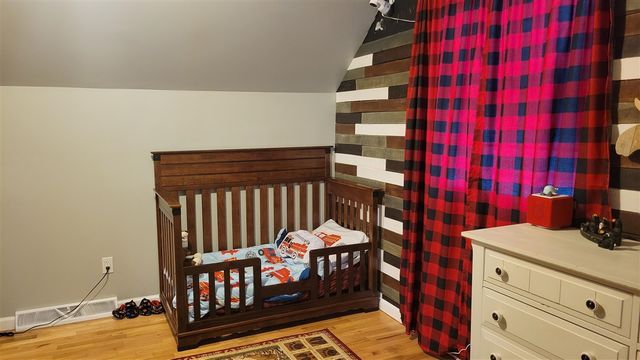 10855 Woodbushe Drive, Lowell, MI 49331