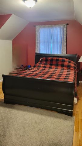 10855 Woodbushe Drive, Lowell, MI 49331