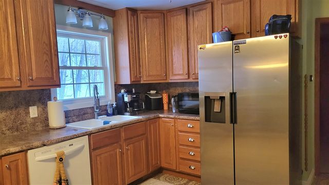 10855 Woodbushe Drive, Lowell, MI 49331