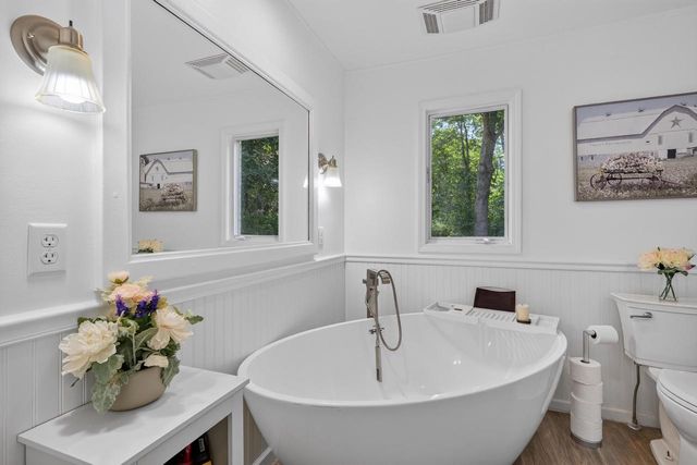 5704 E Oak Trail, Milton, WI 53563