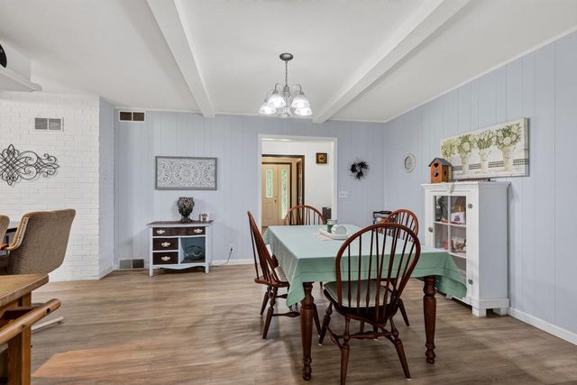 5704 E Oak Trail, Milton, WI 53563