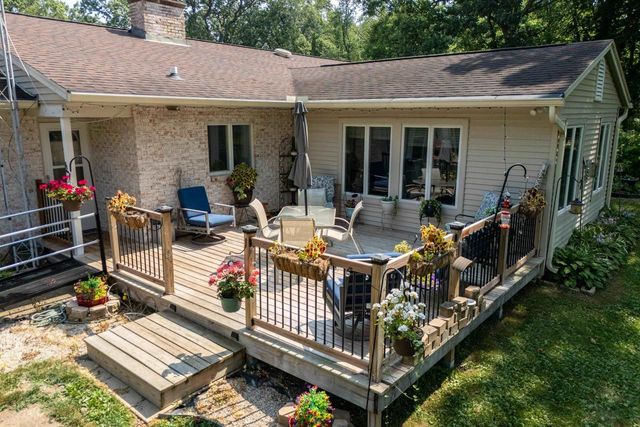 5704 E Oak Trail, Milton, WI 53563