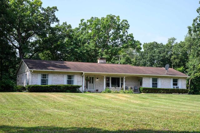 5704 E Oak Trail, Milton, WI 53563