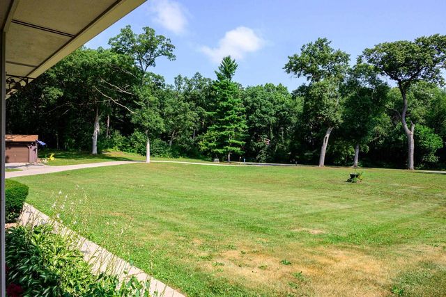 5704 E Oak Trail, Milton, WI 53563