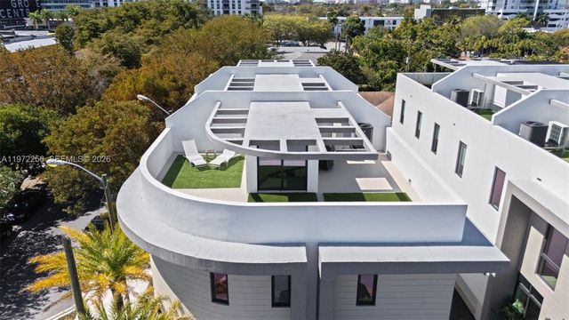 2688 SW 25th Avenue 1, Miami, FL 33133