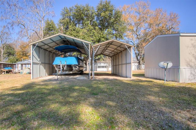 179 Mercury Drive, Trinity, TX 75862