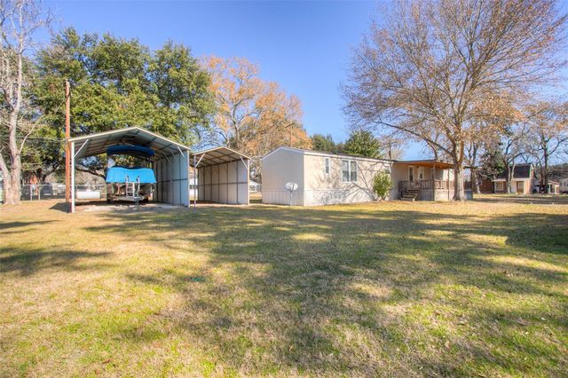 179 Mercury Drive, Trinity, TX 75862