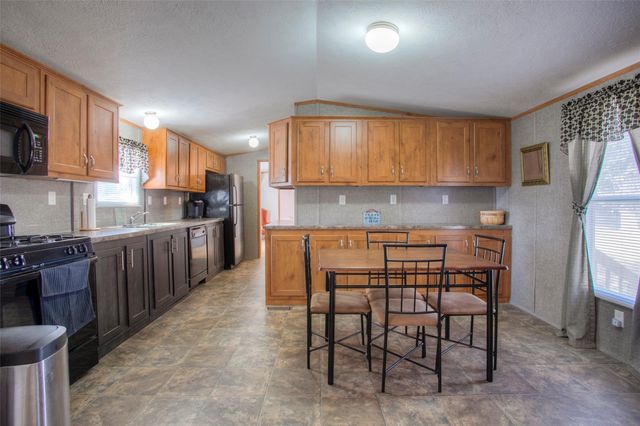 179 Mercury Drive, Trinity, TX 75862